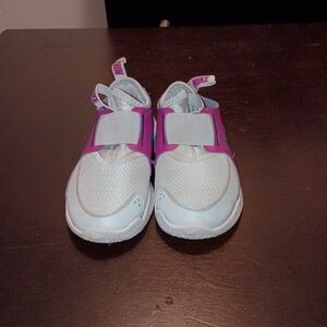 Nike Kids Sneakers - White and Purple